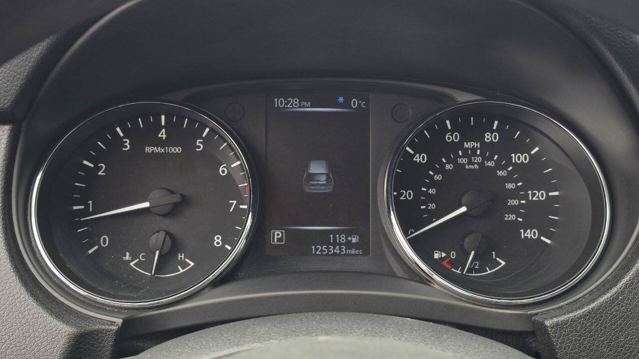 Used 2017 Nissan Rogue S FWD image 27