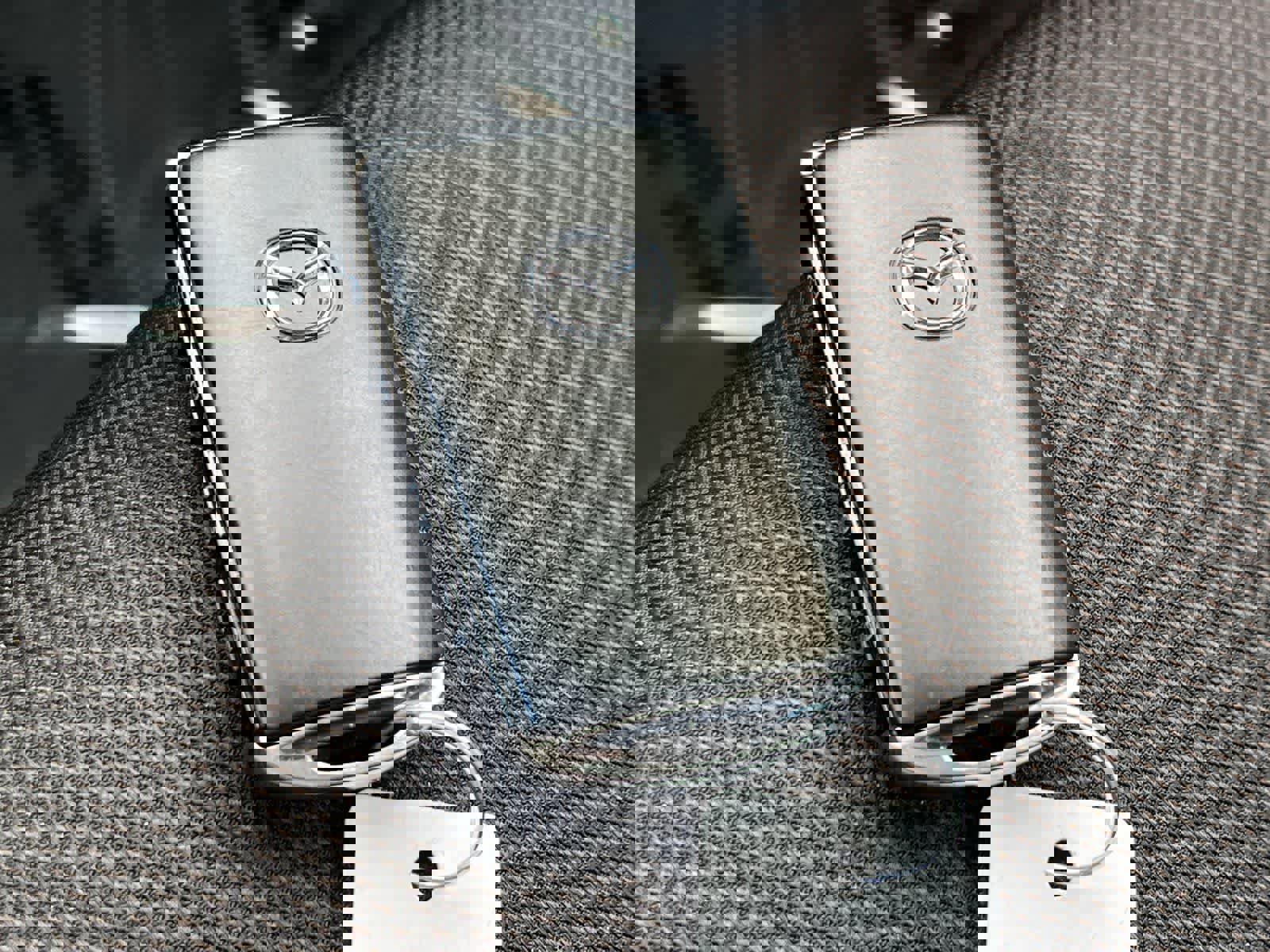 Used 2025 MAZDA MAZDA3 s image 27