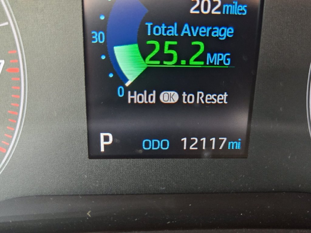Used 2025 Toyota Corolla SE w/ SE Package FWD image 23