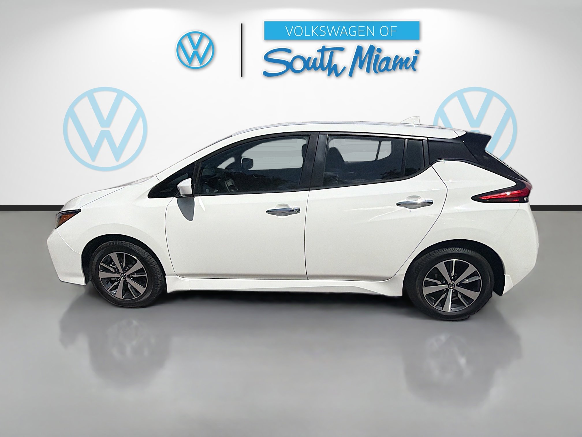 Used 2022 Nissan Leaf S Plus FWD image 4