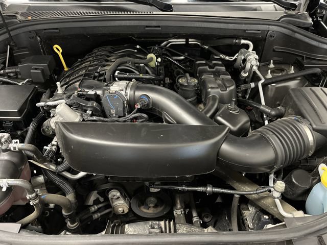 Used 2023 Dodge Durango GT image 38