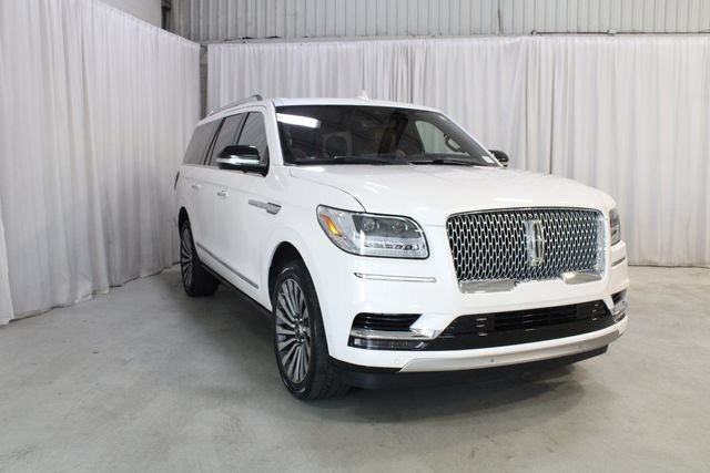 Used 2019 Lincoln Navigator L Reserve AWD/4WD image 38