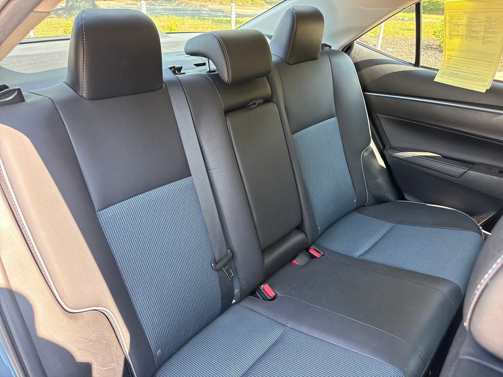 Used 2015 Toyota Corolla S FWD image 33