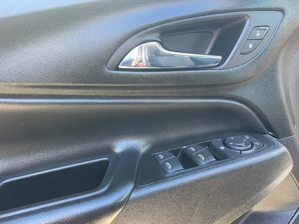 Used 2022 Chevrolet Equinox LT AWD/4WD image 23