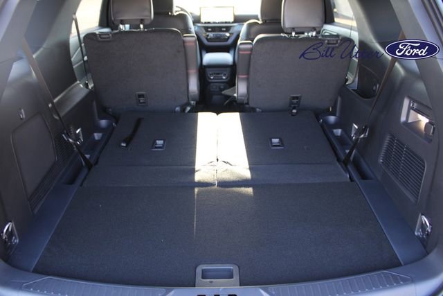 New 2026 Ford Explorer ST-Line w/ ST-Line Street Pack image 6