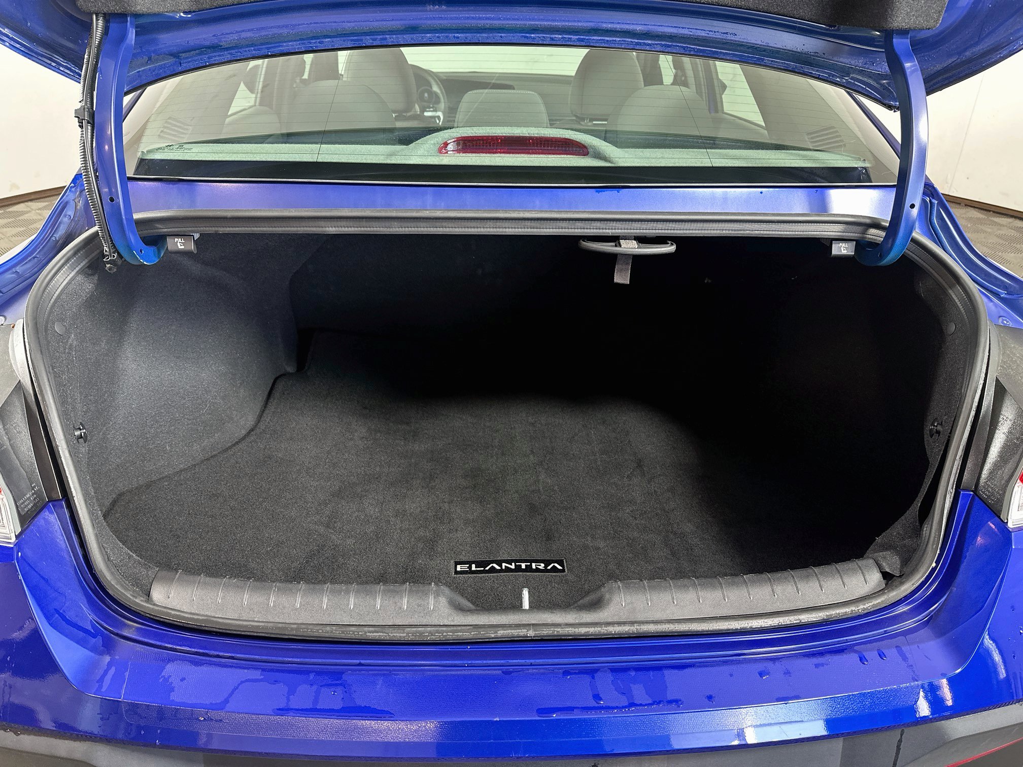 Certified 2024 Hyundai Elantra SEL FWD image 24