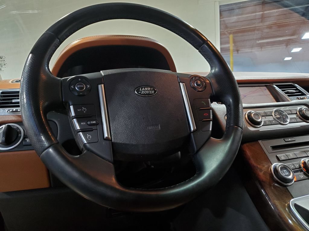 Used 2011 Land Rover Range Rover Sport HSE LUX AWD/4WD image 25