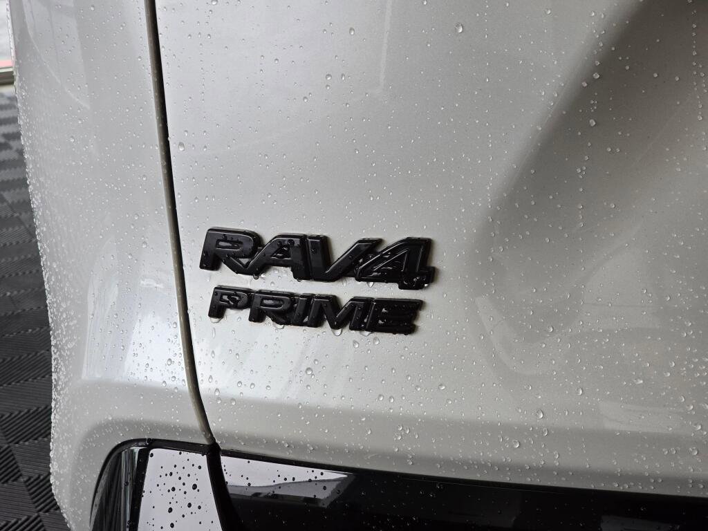 Used 2024 Toyota RAV4 XSE w/ Weather Package image 14