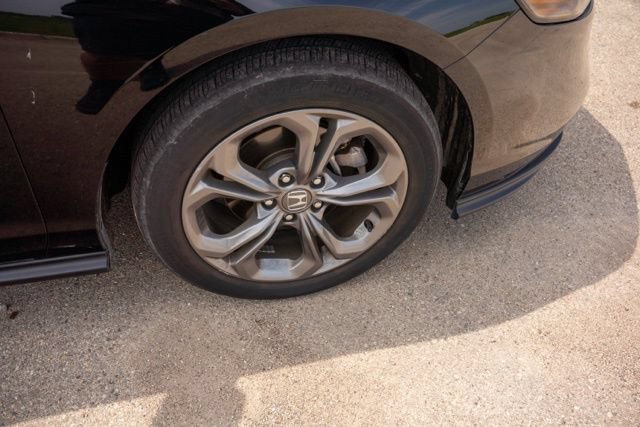 Used 2024 Honda Accord EX image 9