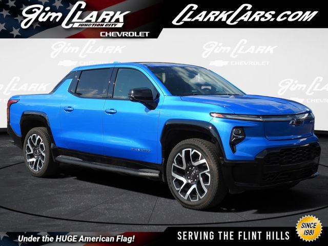Used 2025 Chevrolet Silverado EV RST AWD/4WD image 1