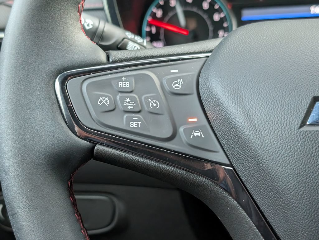 Used 2023 Chevrolet Equinox RS w/ RS Leather Package FWD image 28