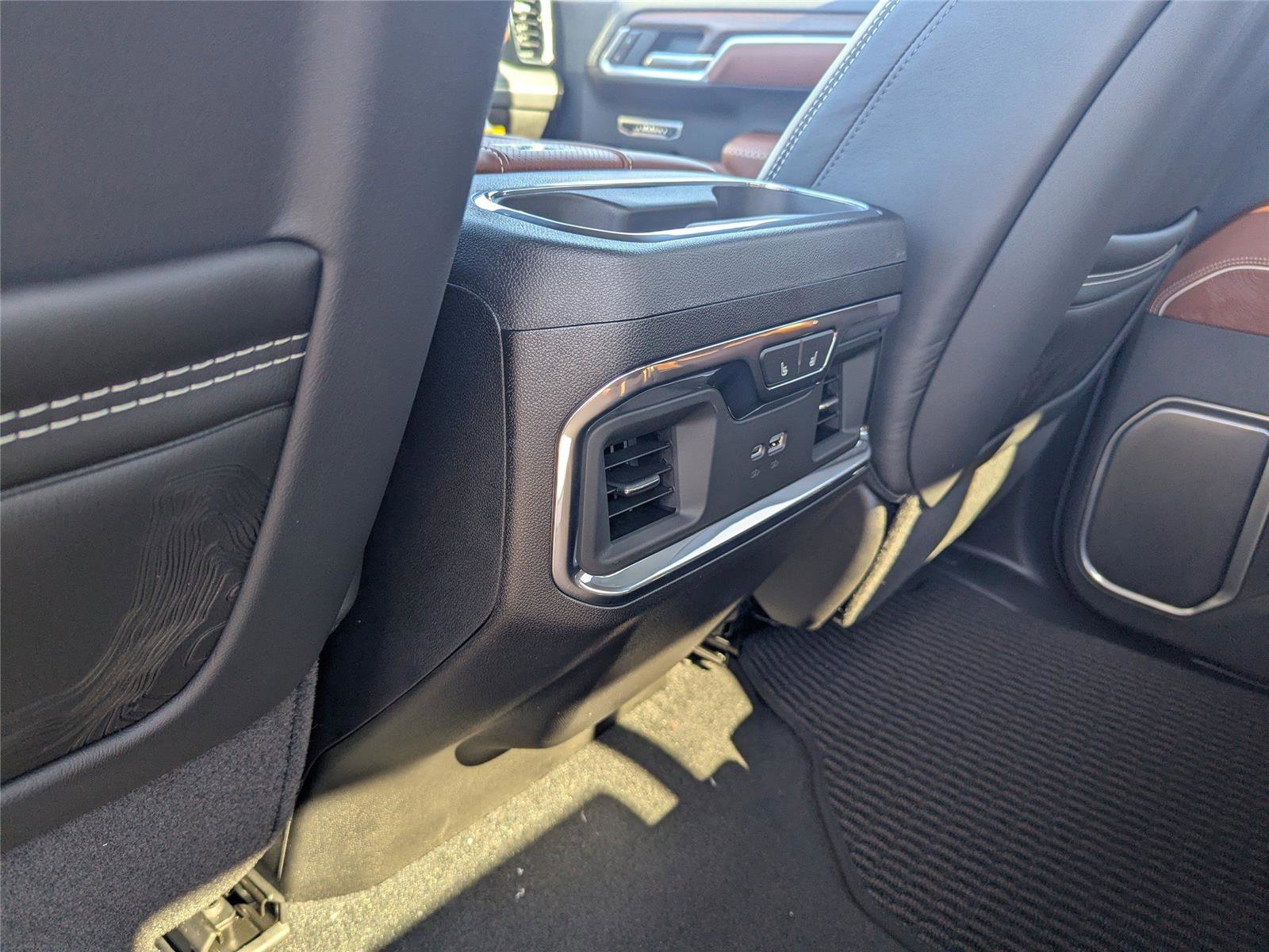 New 2026 GMC Sierra 1500 Denali Ultimate image 10