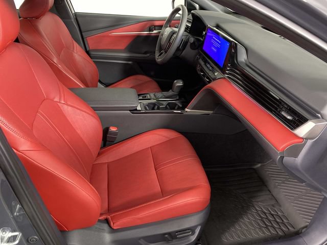 Used 2025 Toyota Camry XSE AWD/4WD image 11