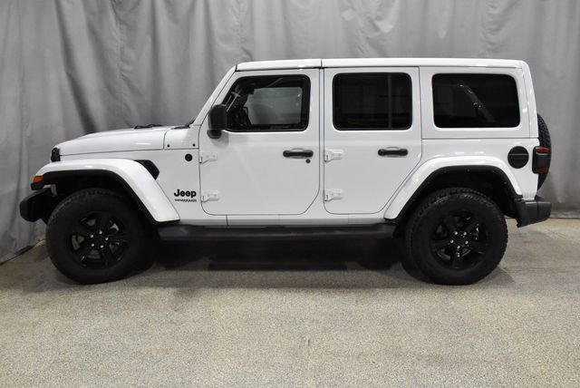 Used 2022 Jeep Wrangler Unlimited Sahara image 5