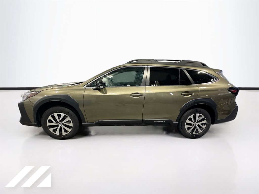Used 2024 Subaru Outback Premium AWD/4WD image 8