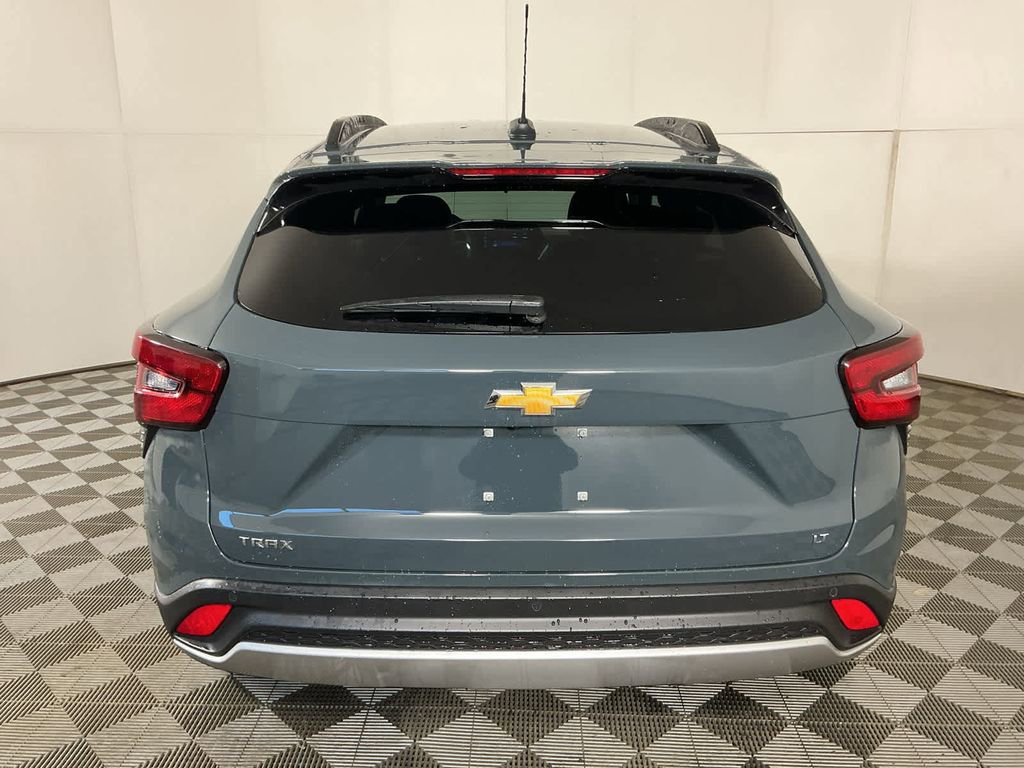 New 2026 Chevrolet Trax LT w/ Driver Confidence Package image 7