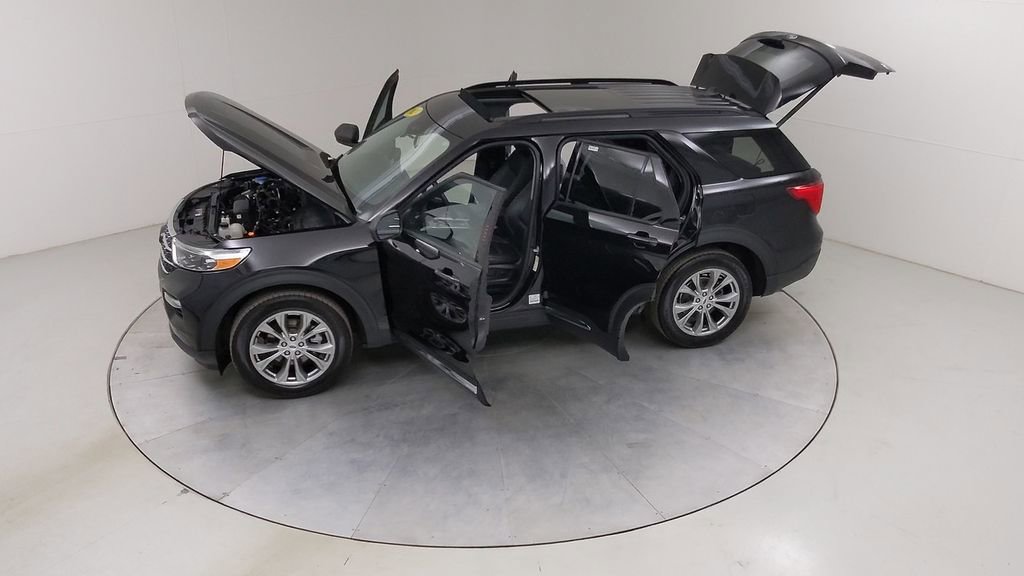 Certified 2023 Ford Explorer XLT w/ Equipment Group 202A image 57