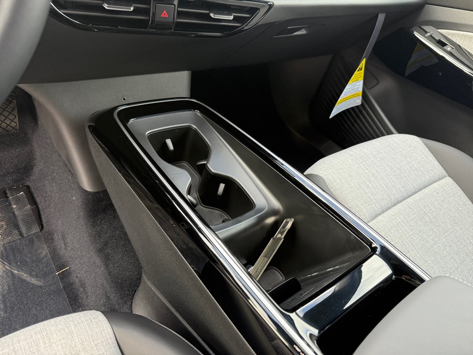 New 2026 Volkswagen ID.4 Pro RWD image 13