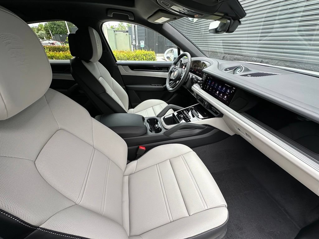 New 2026 Porsche Cayenne S AWD/4WD image 45