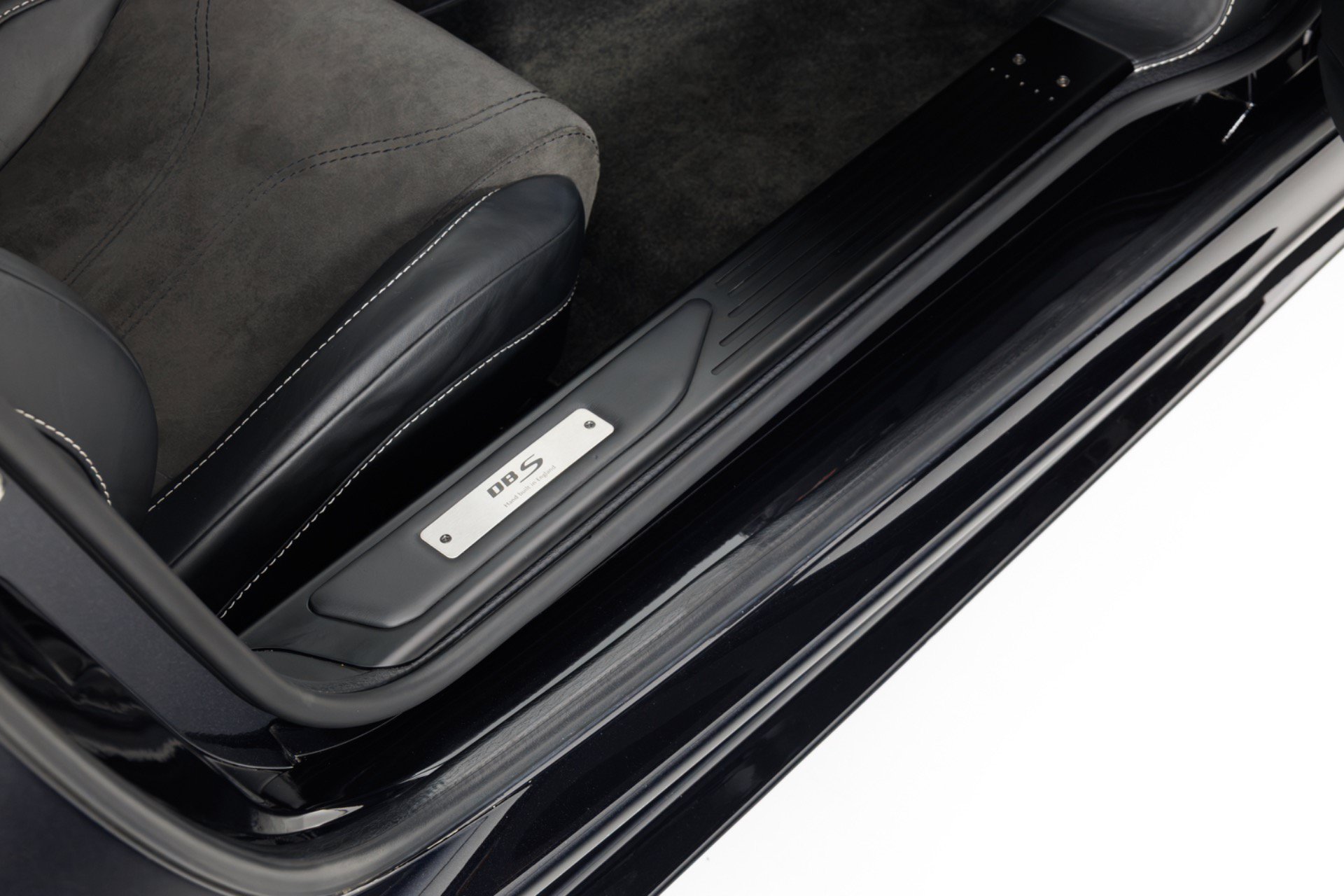 Used 2009 Aston Martin DBS Coupe RWD image 36