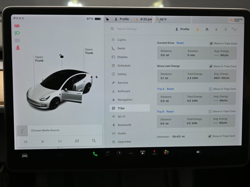 Used 2021 Tesla Model 3 Standard Range Plus image 23