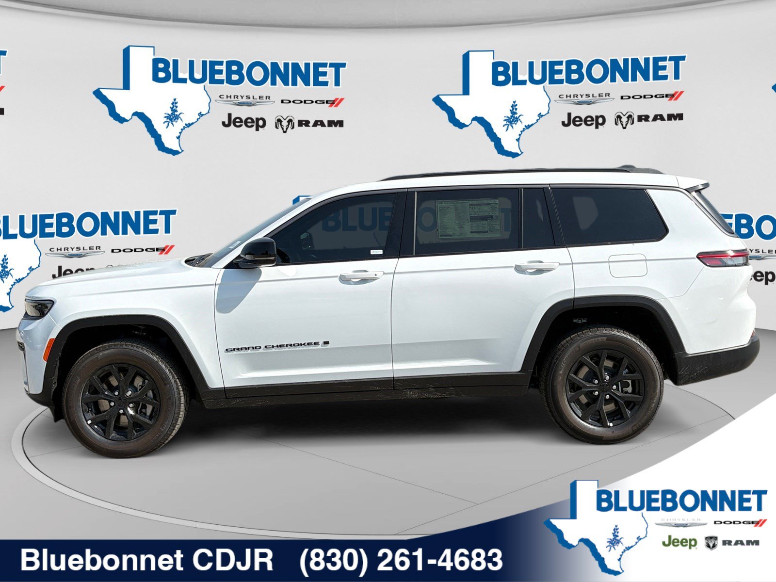 New 2026 Jeep Grand Cherokee L 2WD image 8