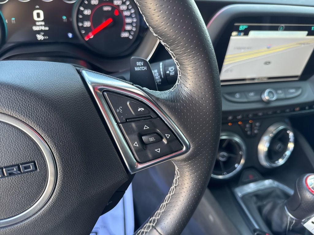 Used 2018 Chevrolet Camaro SS w/ LPO RS/SS Interior Package image 18