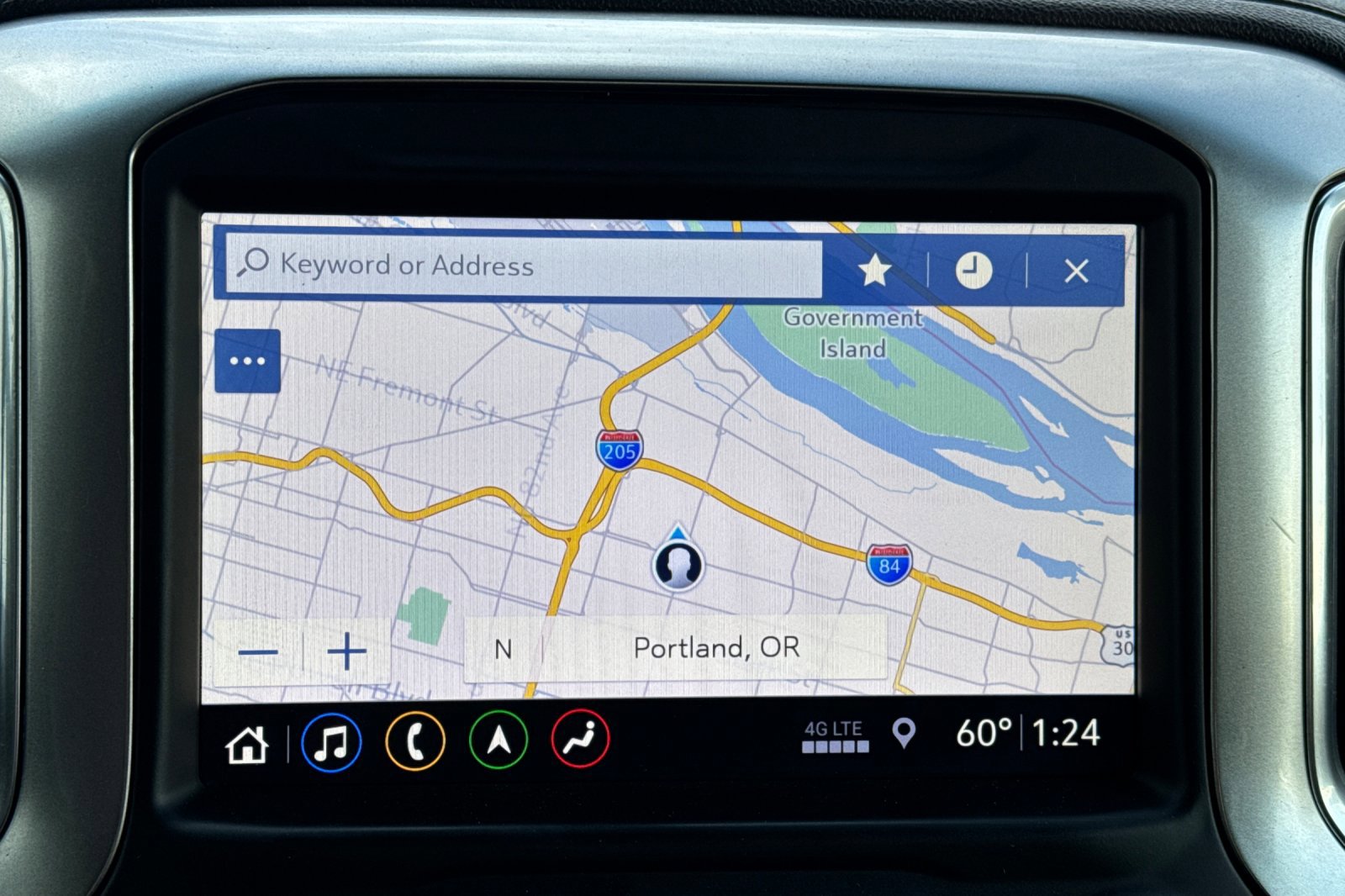 Used 2019 Chevrolet Silverado 1500 LTZ w/ LTZ Convenience Package image 18