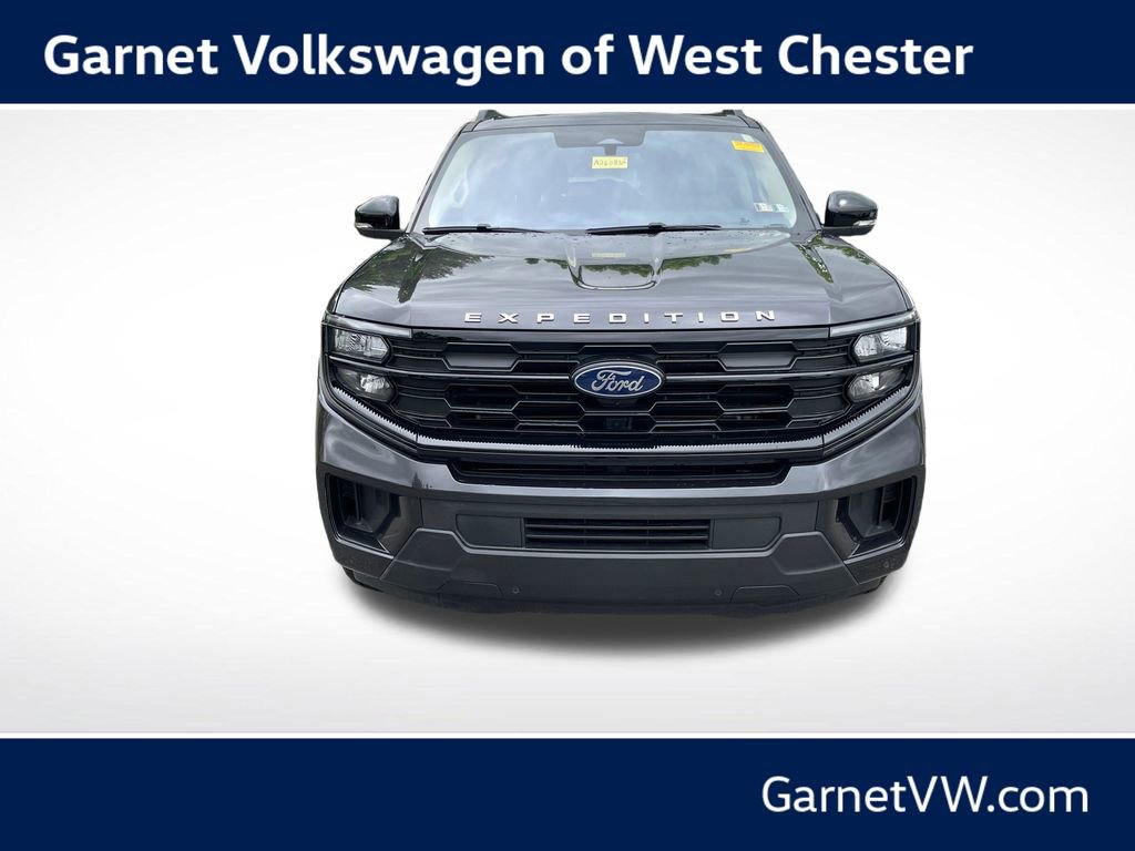 Used 2025 Ford Expedition Max Active AWD/4WD image 9