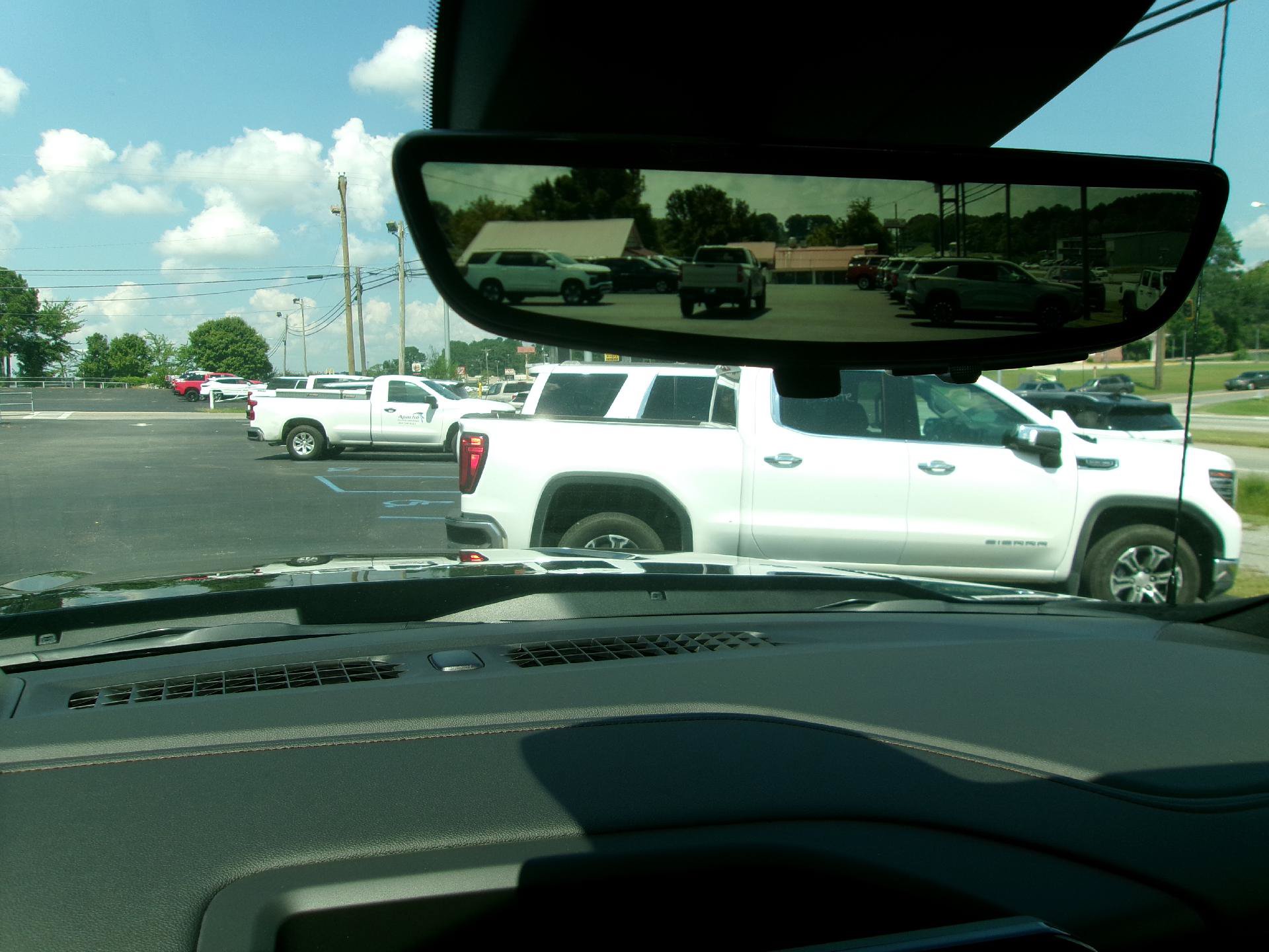 New 2026 Chevrolet Silverado 1500 High Country w/ Midnight Edition AWD/4WD image 17