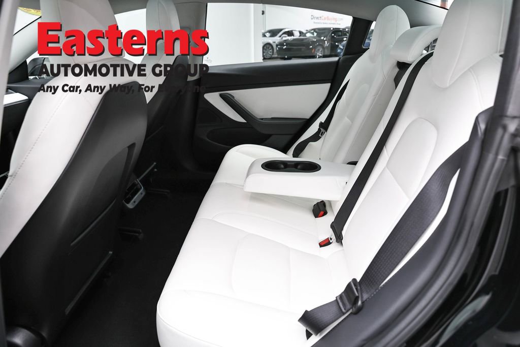 Used 2018 Tesla Model 3 Long Range image 16