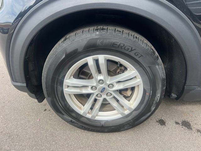 Used 2023 Ford Explorer XLT w/ Equipment Group 202A AWD/4WD image 9