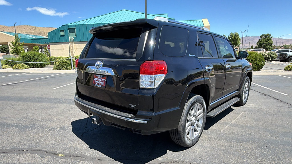 Used 2011 Toyota 4Runner Limited AWD/4WD image 3