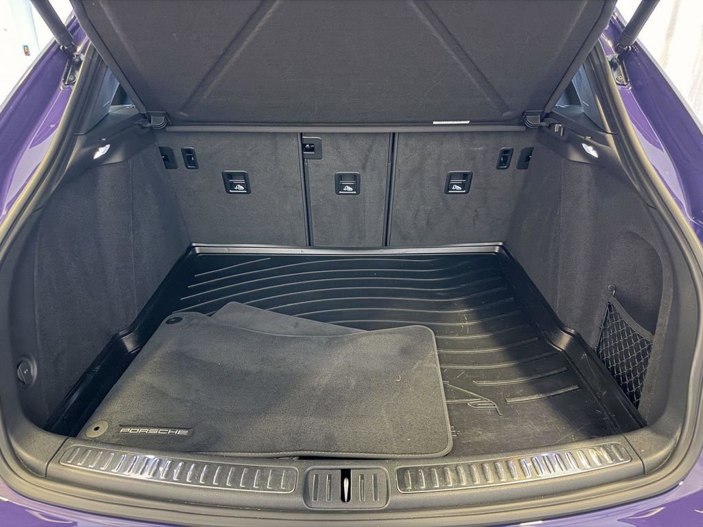 Used 2022 Porsche Macan S image 27