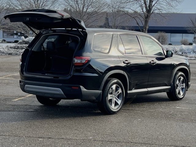 Certified 2025 Honda Pilot EX-L image 15