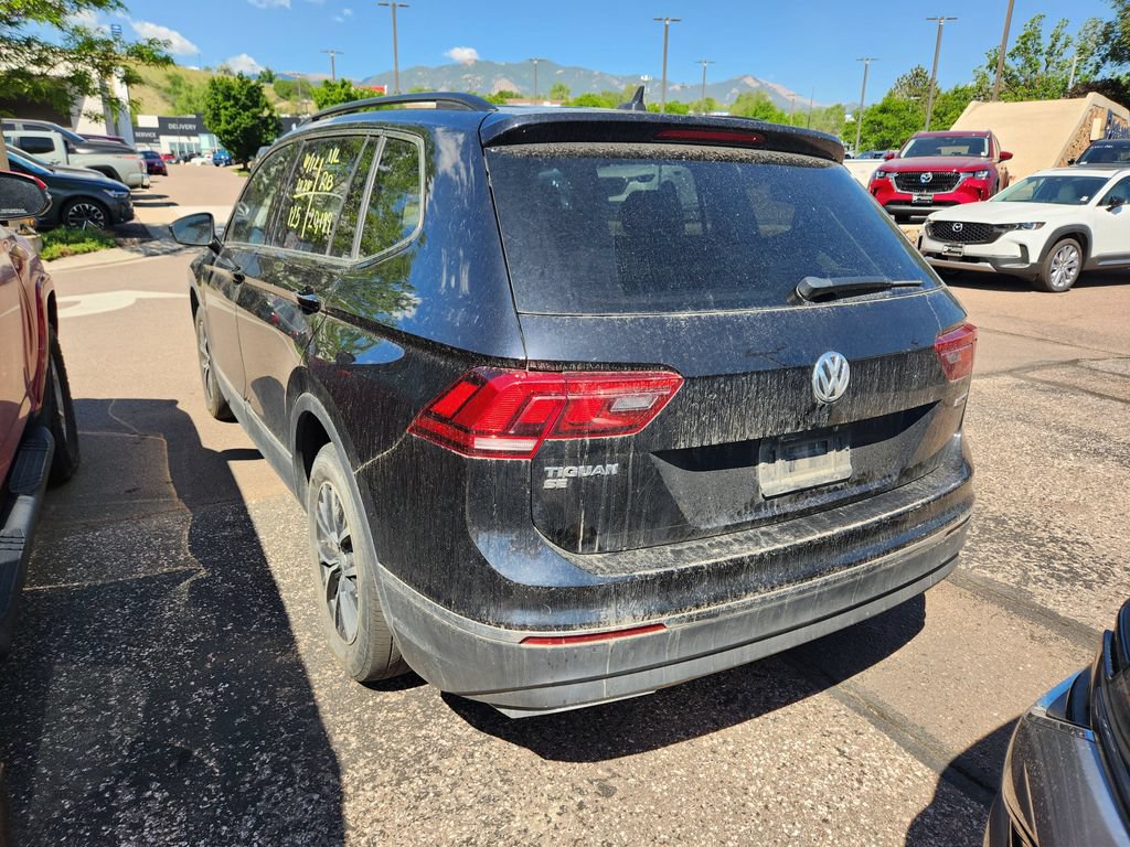 Used 2021 Volkswagen Tiguan SE w/ Panoramic Sunroof Package AWD/4WD image 8