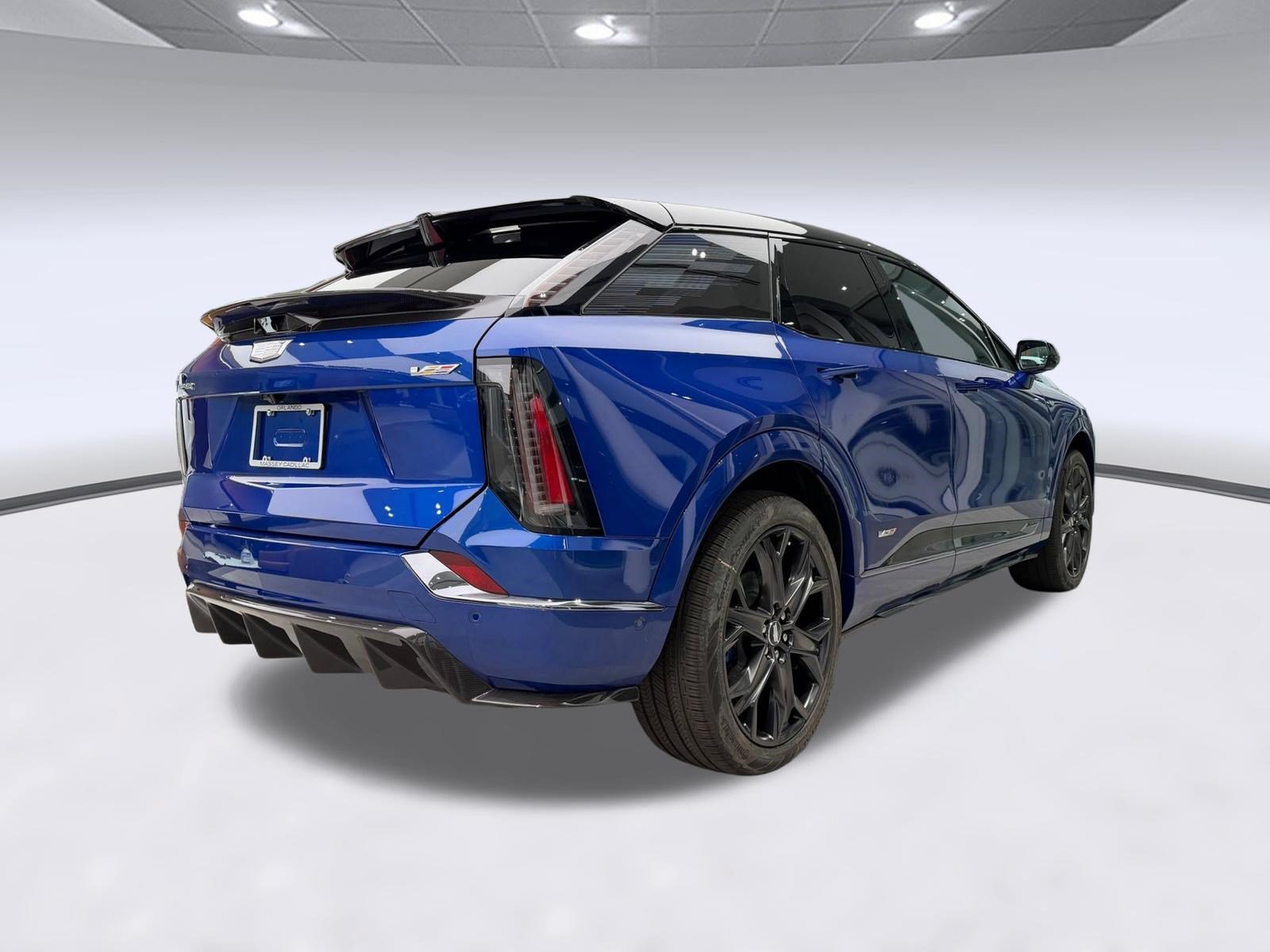 New 2027 Cadillac Optiq V w/ Deep Ocean Design Edition AWD/4WD image 8