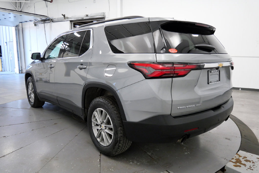 Used 2023 Chevrolet Traverse LT w/ LPO, Floor Liner Package AWD/4WD image 6