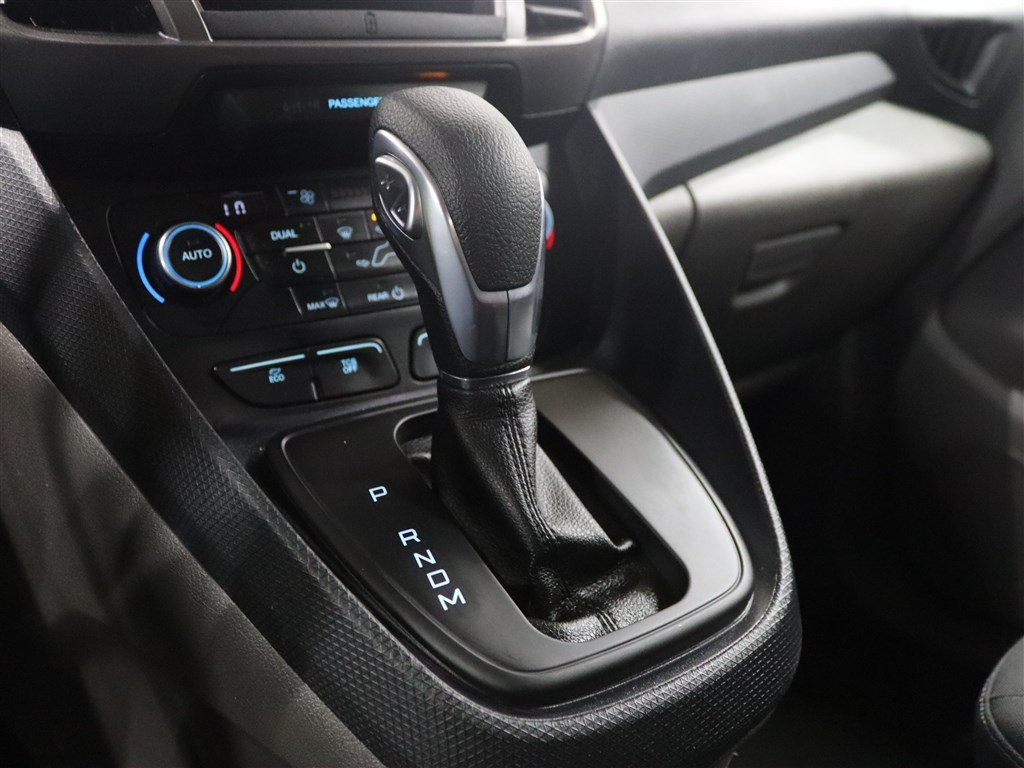 Used 2021 Ford Transit Connect XLT FWD image 39