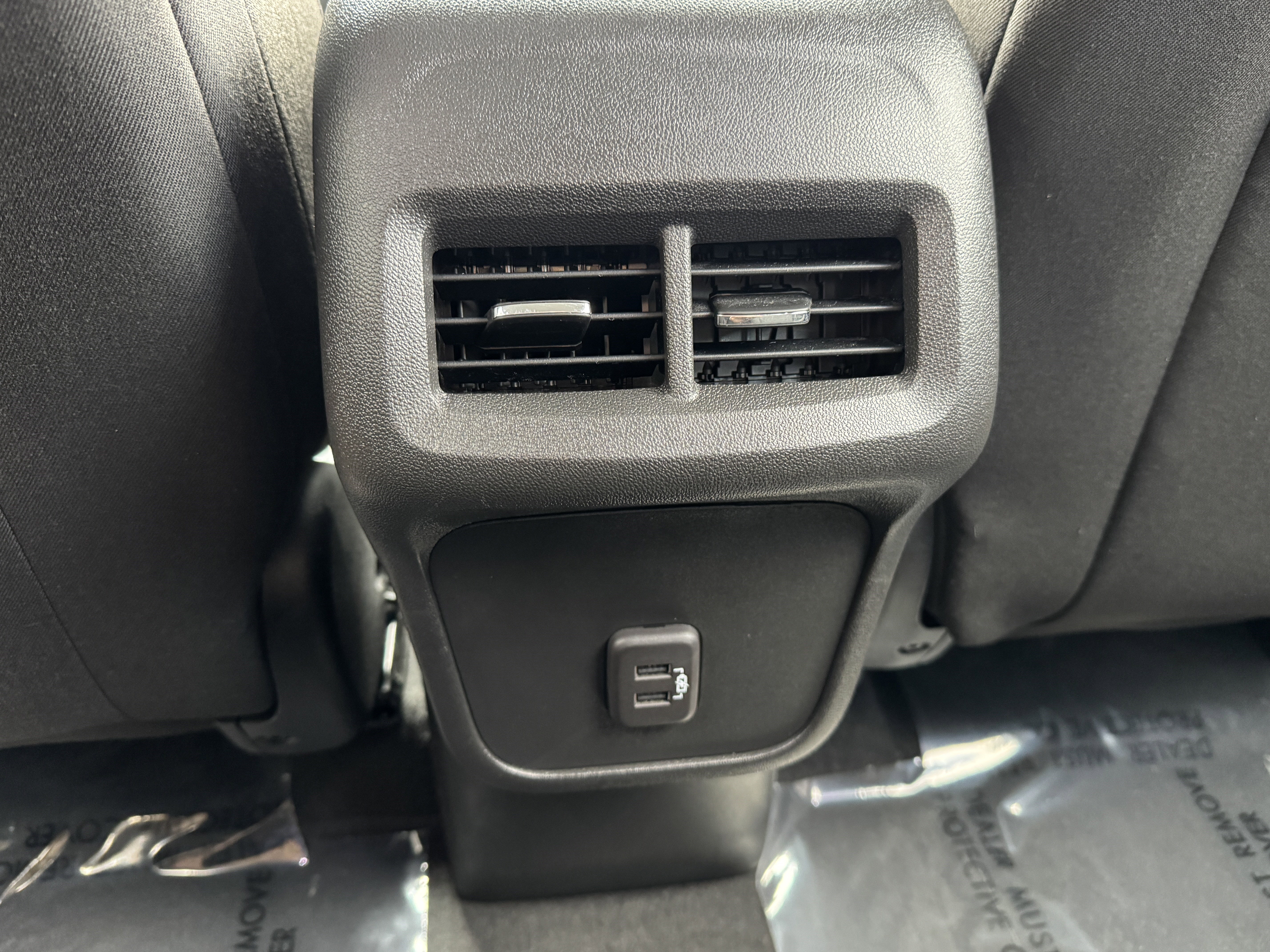 Used 2023 Chevrolet Equinox LT image 23