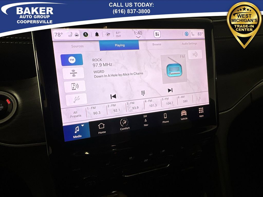 Used 2024 Jeep Grand Cherokee L Limited w/ Luxury Tech Group II image 14