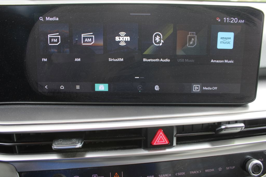 Certified 2025 Kia Sorento S w/ Panoramic Sunroof Package FWD image 49