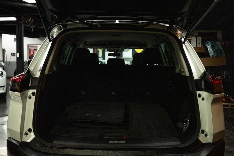 Used 2022 Nissan Rogue SV image 7