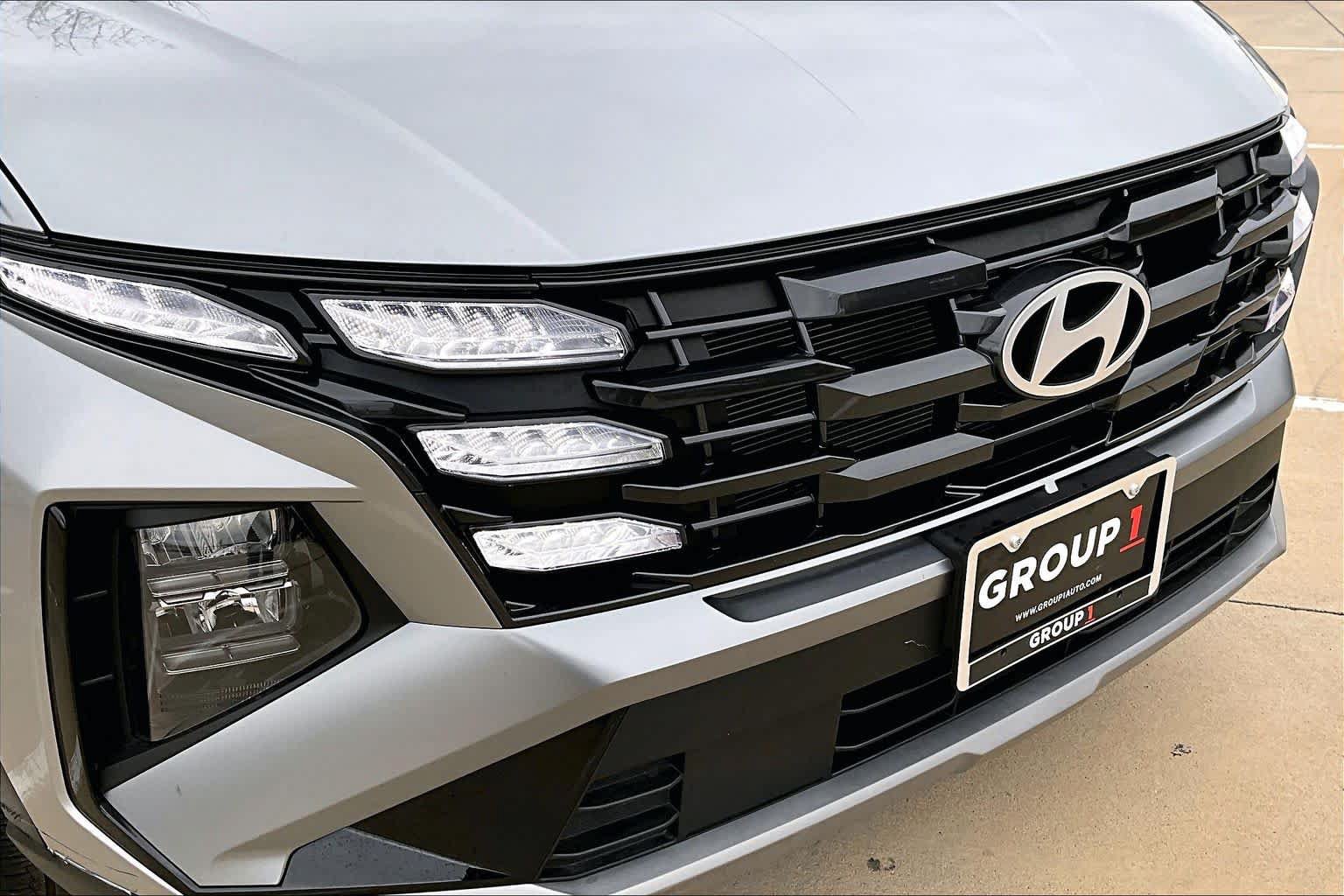 Used 2025 Hyundai Tucson SE FWD image 28