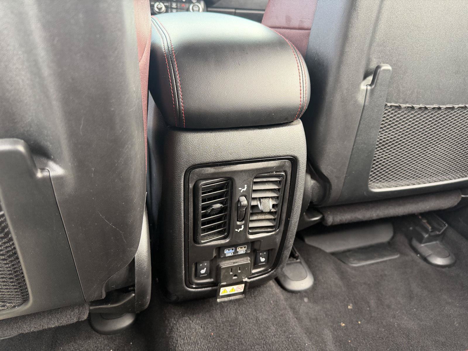 Certified 2025 Dodge Durango GT AWD/4WD image 9