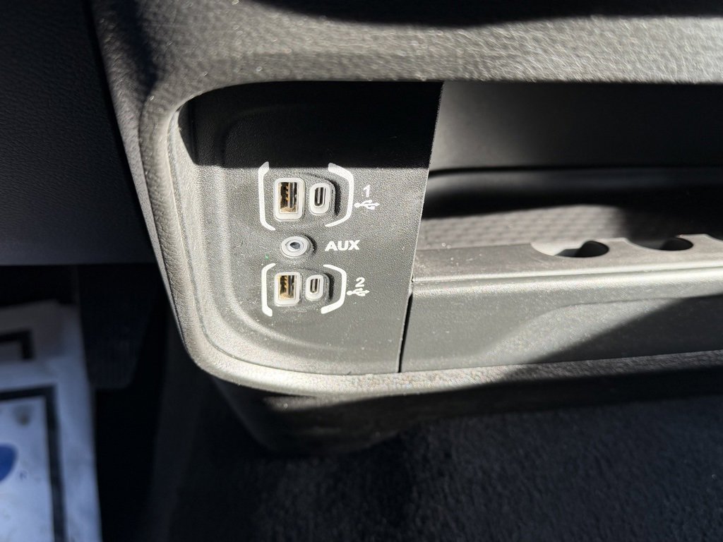 Used 2024 RAM 2500 Big Horn image 30