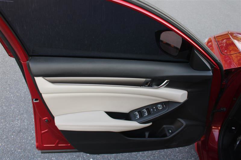 Used 2021 Honda Accord LX image 12