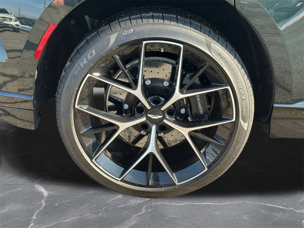 New 2026 Aston Martin DBX 707 image 29