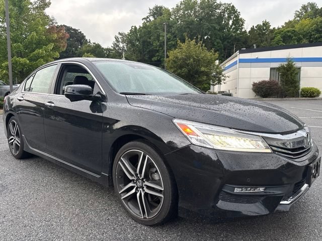 Certified 2017 Honda Accord Touring image 11