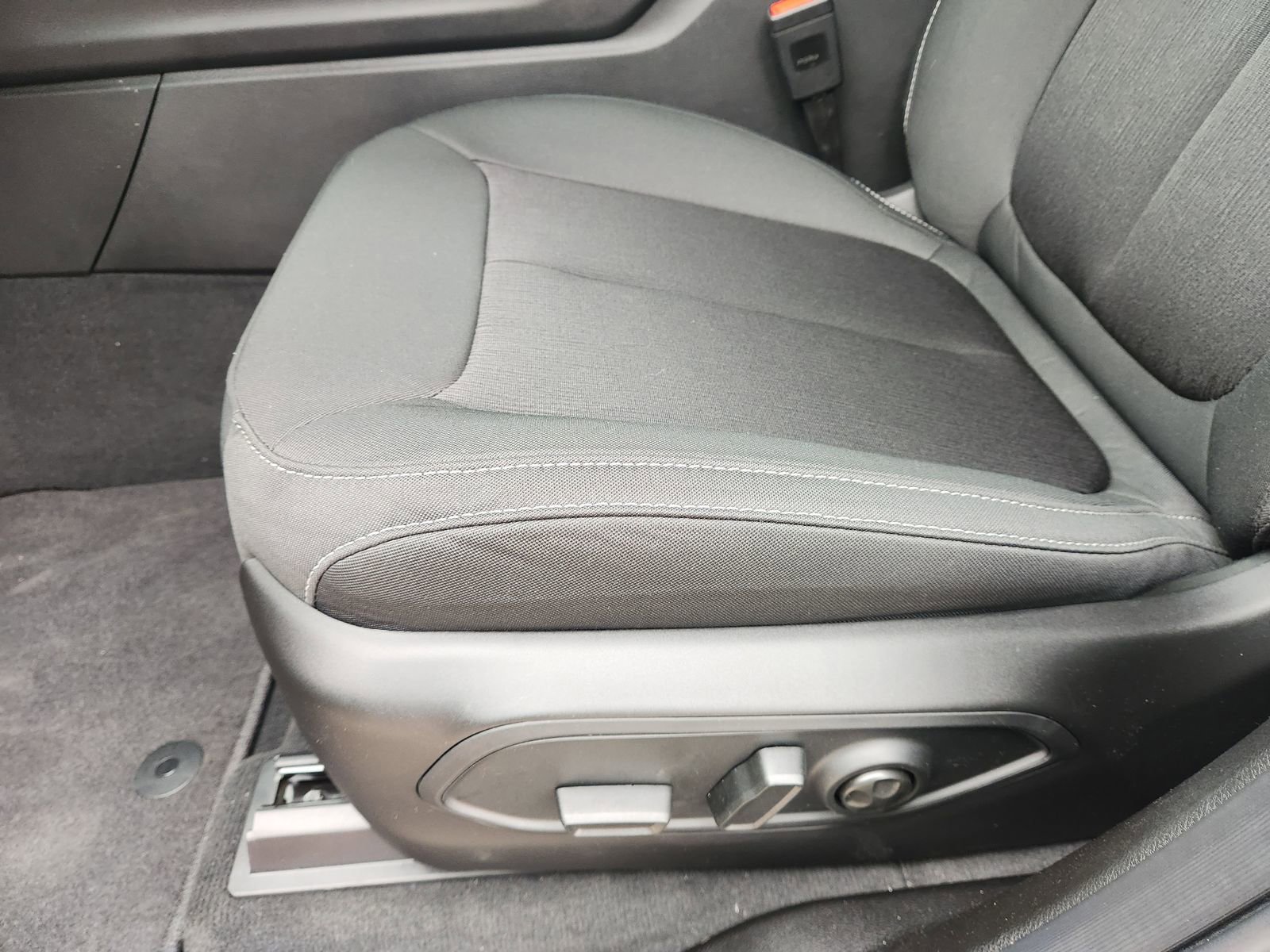 New 2025 Jeep Grand Cherokee Laredo X image 19